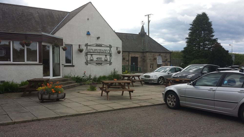 Covenanters Inn Dingwall Eksteriør bilde